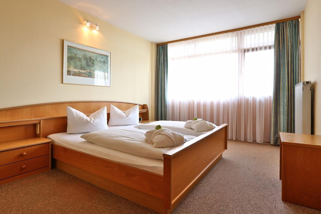 Aktivital Hotel Бад-Грисбах Экстерьер фото